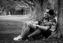 Máte „tušáka“, že je váš partner gay? Prozradíme vám signály, které to potvrdí!