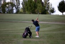 Jak vybrat ten správný golfový bag a proč není jen na parádu?